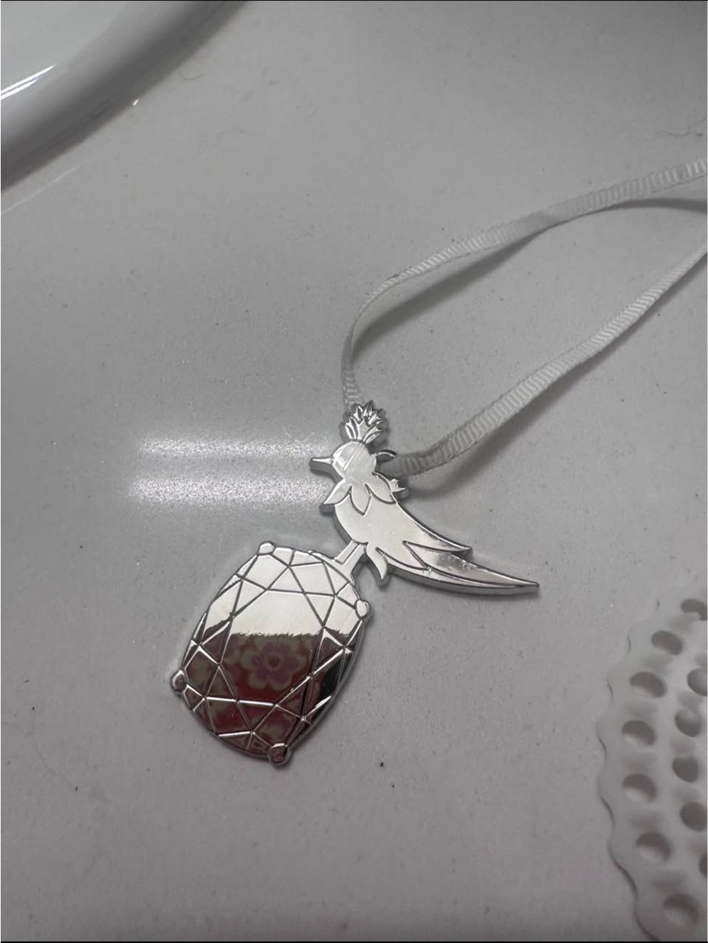 Tiffany & Co limited edition- bird on rock metal bag charm novelty - Picture 2 of 3